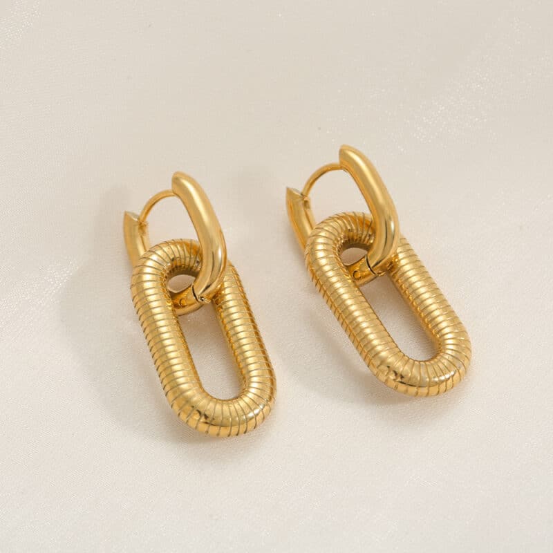 Elegantné kruhové náušnice z chirurgickej ocele, pozlátené 18K zlatom